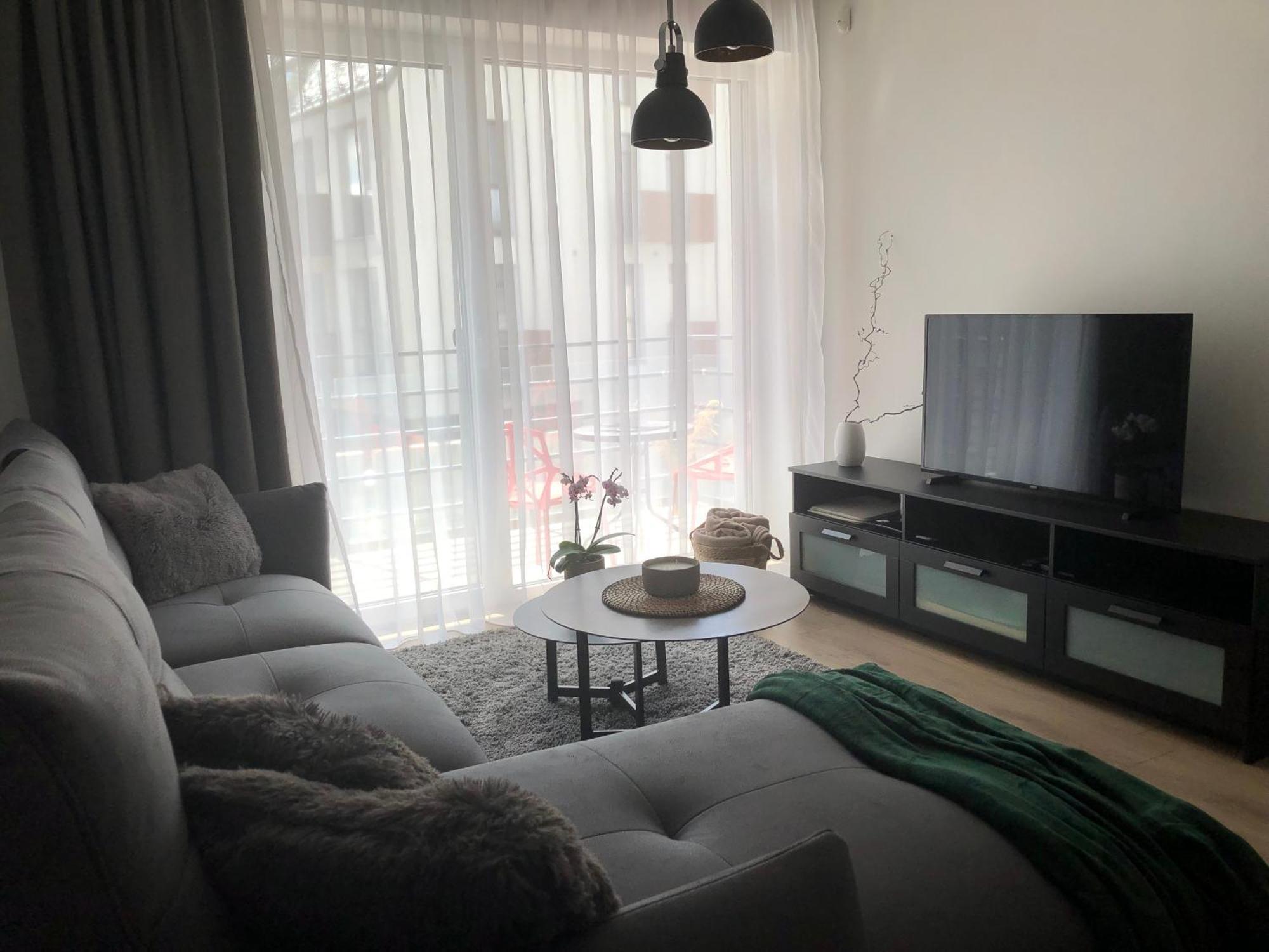 Cosy 1 Bedroom Apartment In The Heart Of Old Town With Parking Kaunas Exterior photo